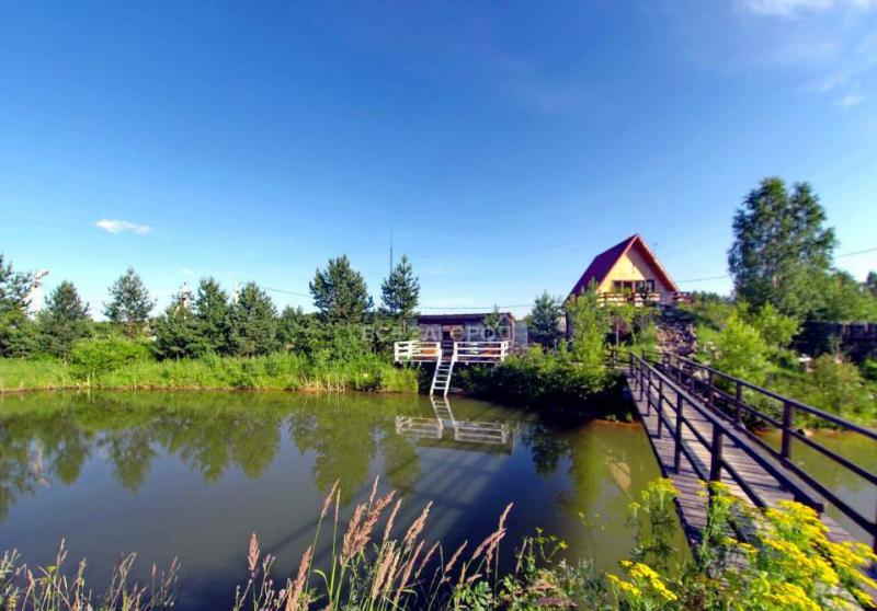 Дом на 8 человек  площадью 100 м2 на озере Балтым в Екатеринбурге